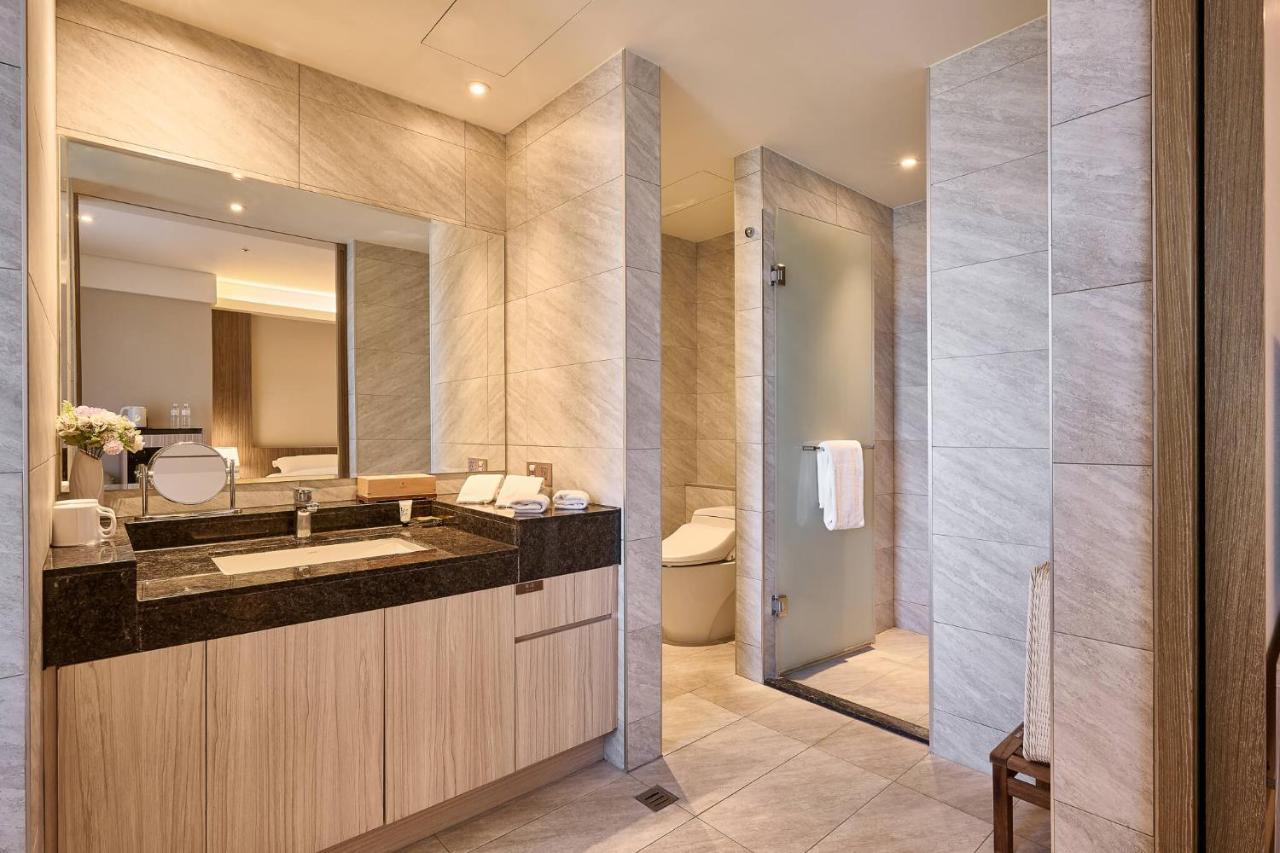 Cuncyue Hot Spring Resort Luodong Exterior photo Bathroom