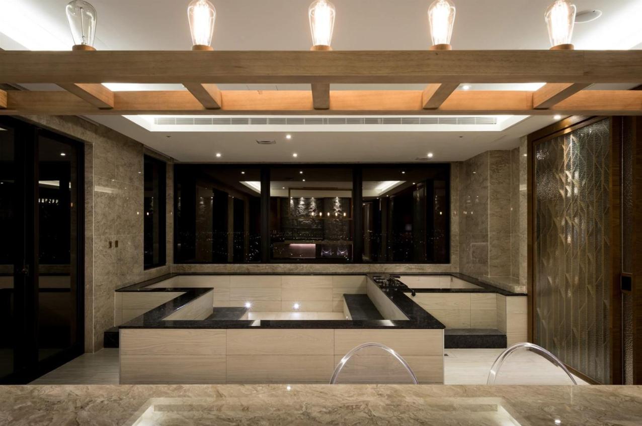 Cuncyue Hot Spring Resort Luodong Room photo The interior of the hotel