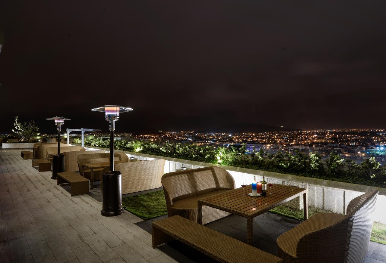 Cuncyue Hot Spring Resort Luodong Exterior photo Skyline