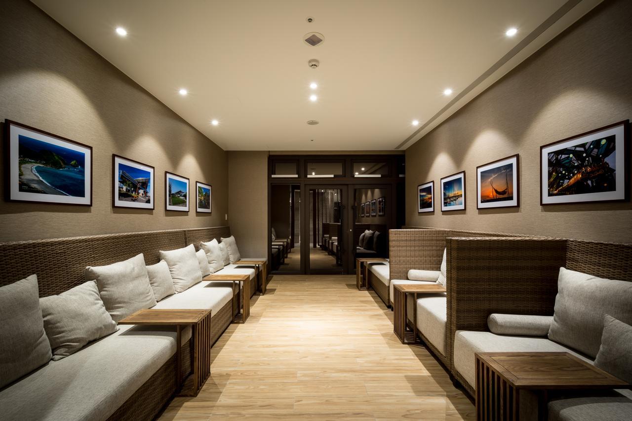 Cuncyue Hot Spring Resort Luodong Exterior photo The lounge at the airport